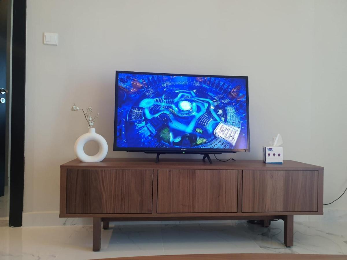 Cozy 1-Bedroom Apartment In Dubai South With Pool Dış mekan fotoğraf