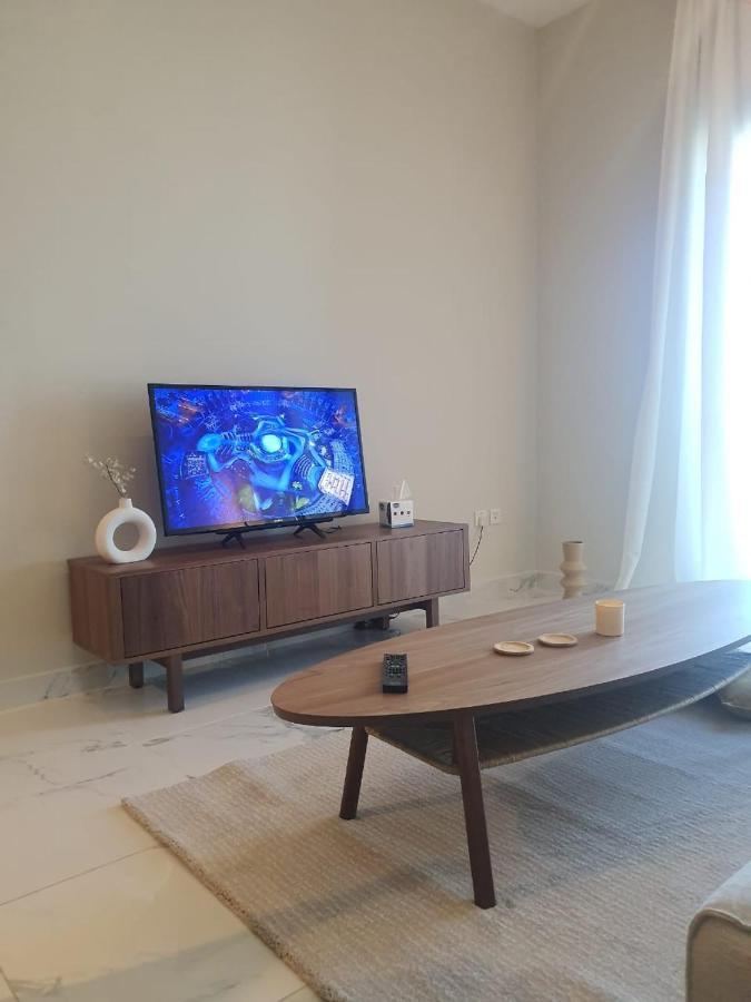 Cozy 1-Bedroom Apartment In Dubai South With Pool Dış mekan fotoğraf