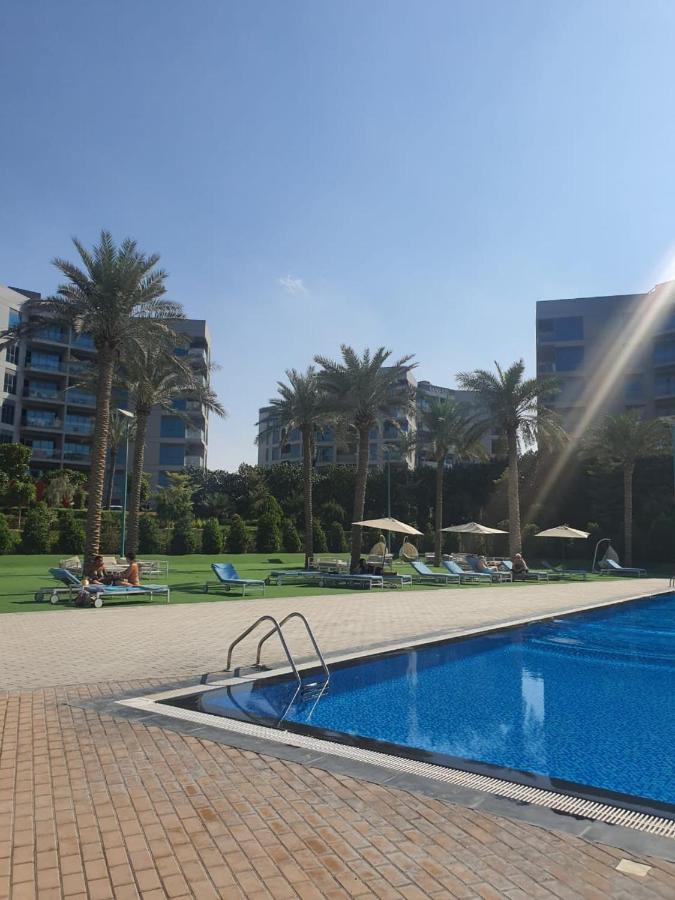Cozy 1-Bedroom Apartment In Dubai South With Pool Dış mekan fotoğraf