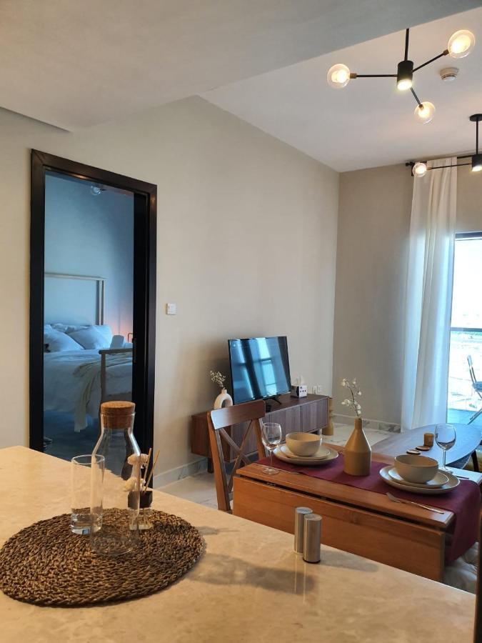 Cozy 1-Bedroom Apartment In Dubai South With Pool Dış mekan fotoğraf