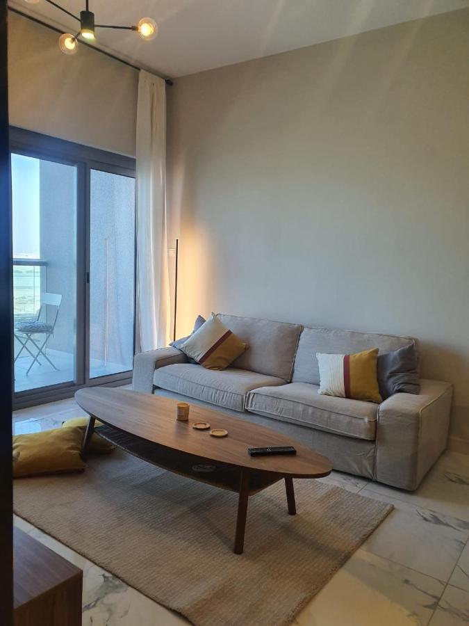 Cozy 1-Bedroom Apartment In Dubai South With Pool Dış mekan fotoğraf
