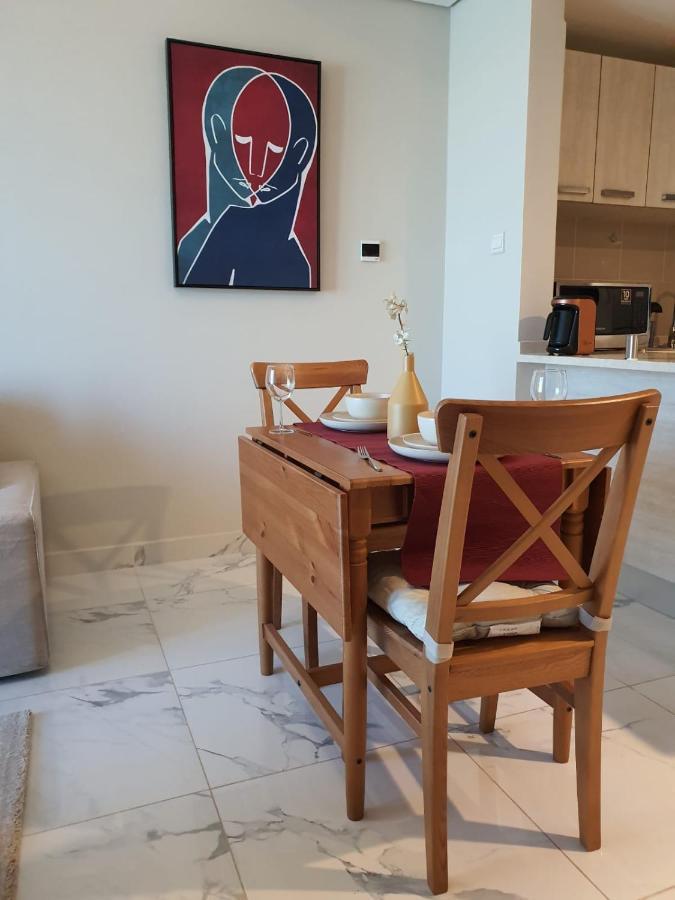 Cozy 1-Bedroom Apartment In Dubai South With Pool Dış mekan fotoğraf